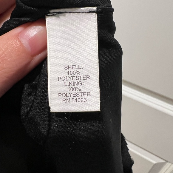 Banana Republic Black Rosette Floral Textured Skirt Size 0 NWT - Picture 7 of 9